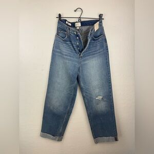 Universal Thread Light Blue Straight Leg Jeans